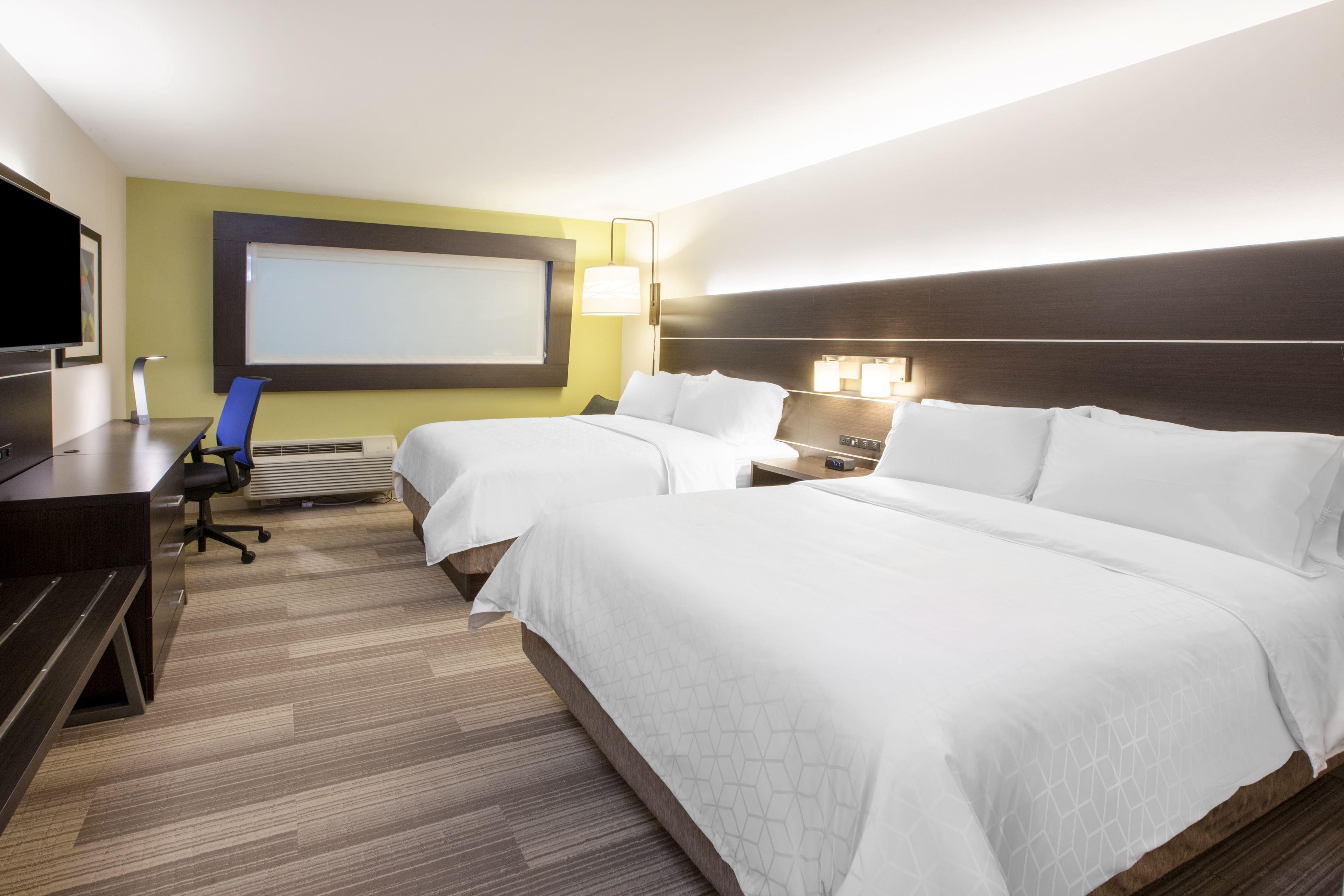 Holiday Inn Express & Suites Butler By Ihg Exterior photo